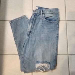 Madewell The Mom Jean- Light Blue Straight Leg Jeans with Distressed Knee